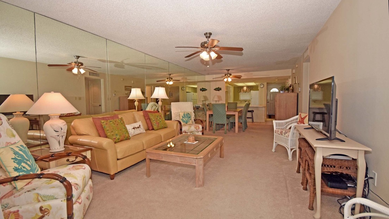 Photo of Livingroom in Englewood