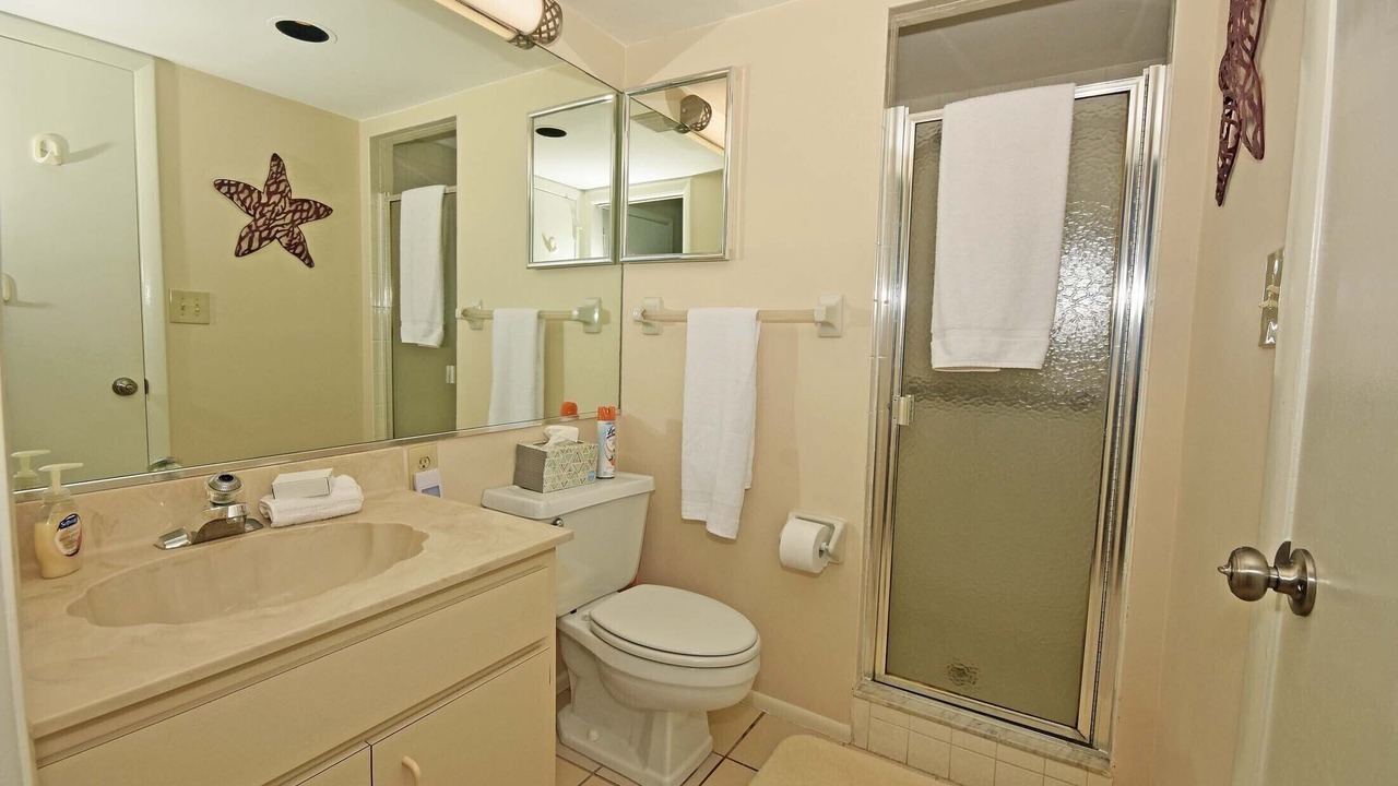 Photo of Bathroom in Englewood