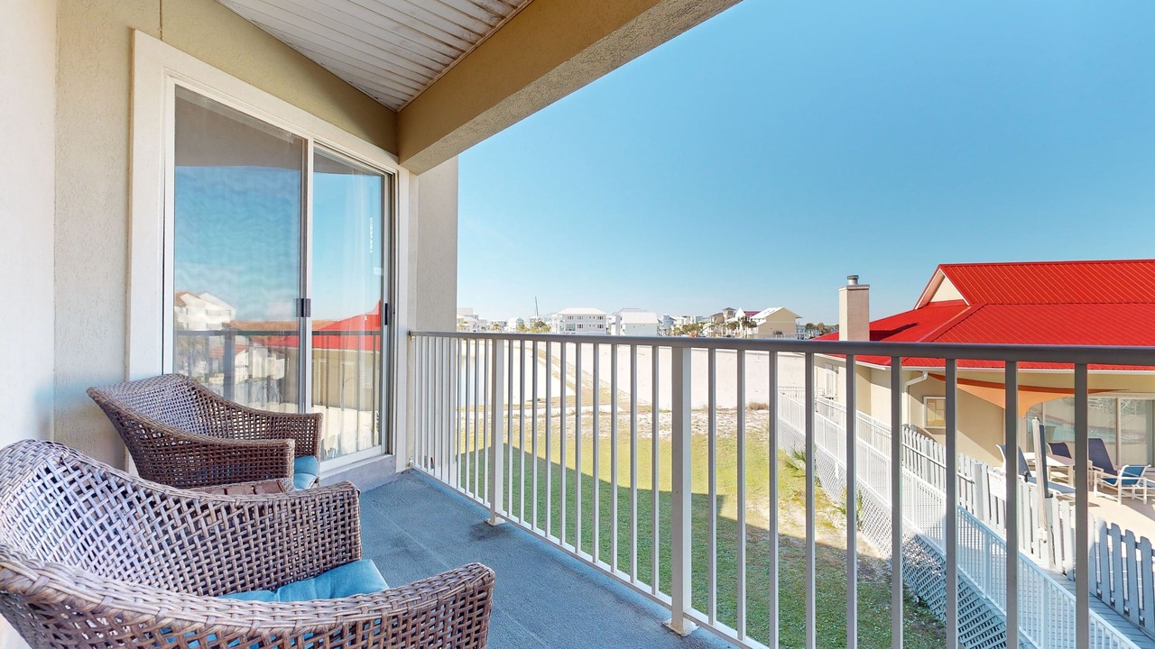 Photo of Patio Balcony in Navarre Beach
