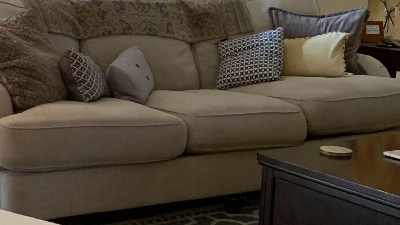 Photo of Livingroom in Knoxville
