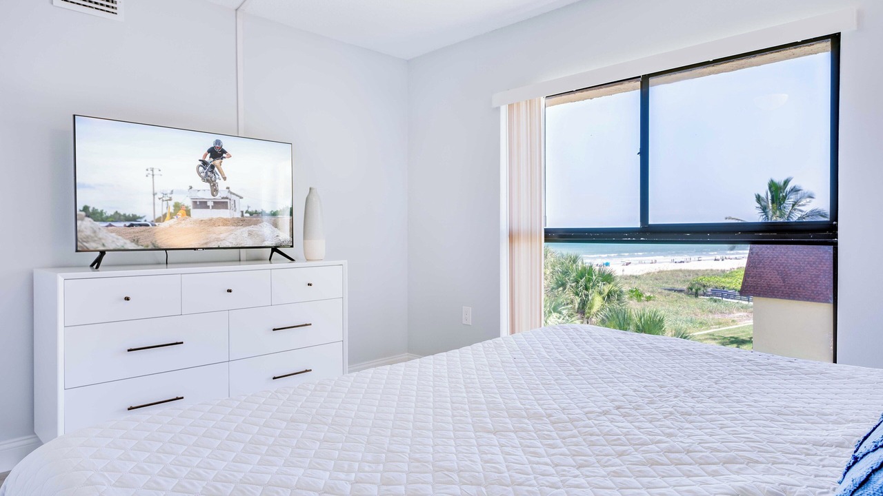 Photo of Bedroom in Cocoa Beach