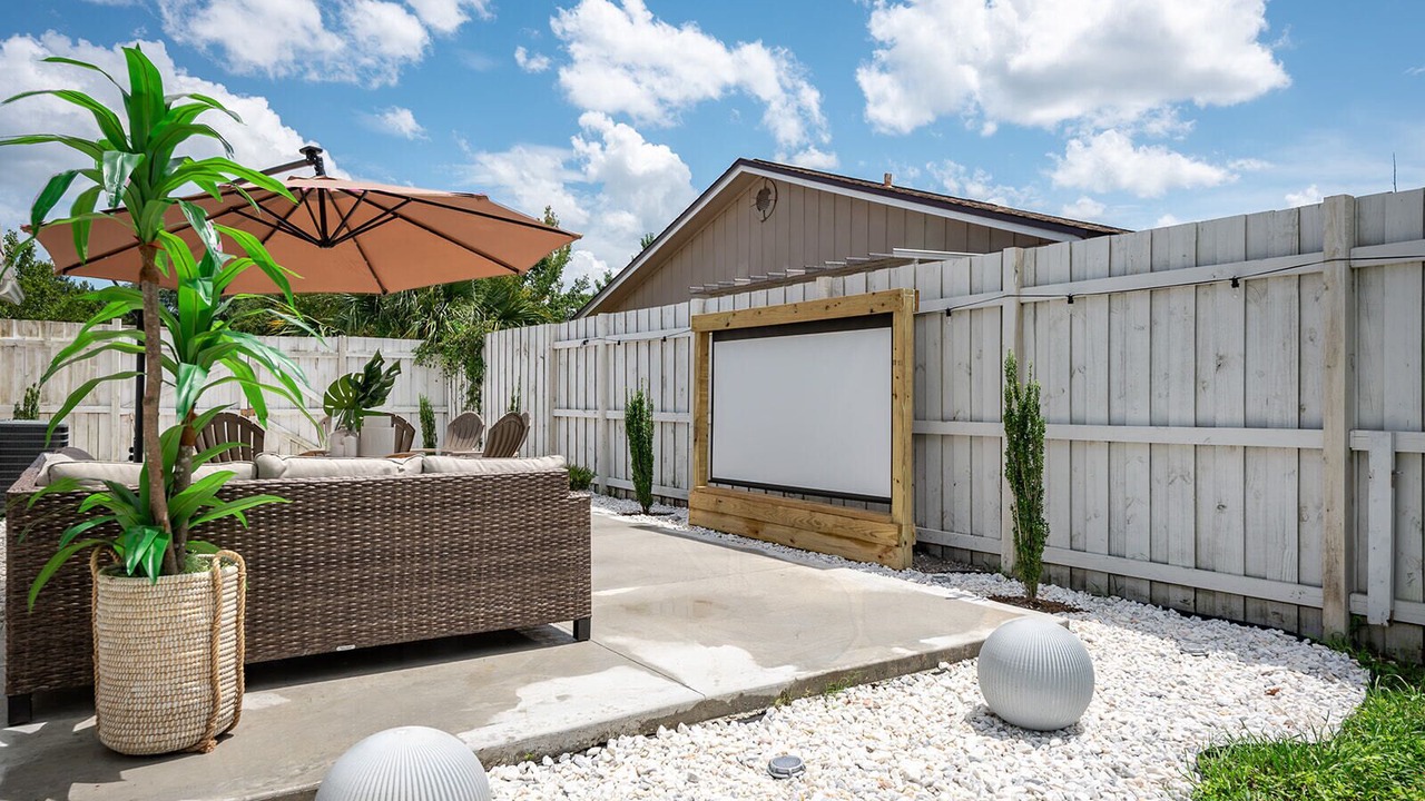 Photo of Outdoor in Girvin