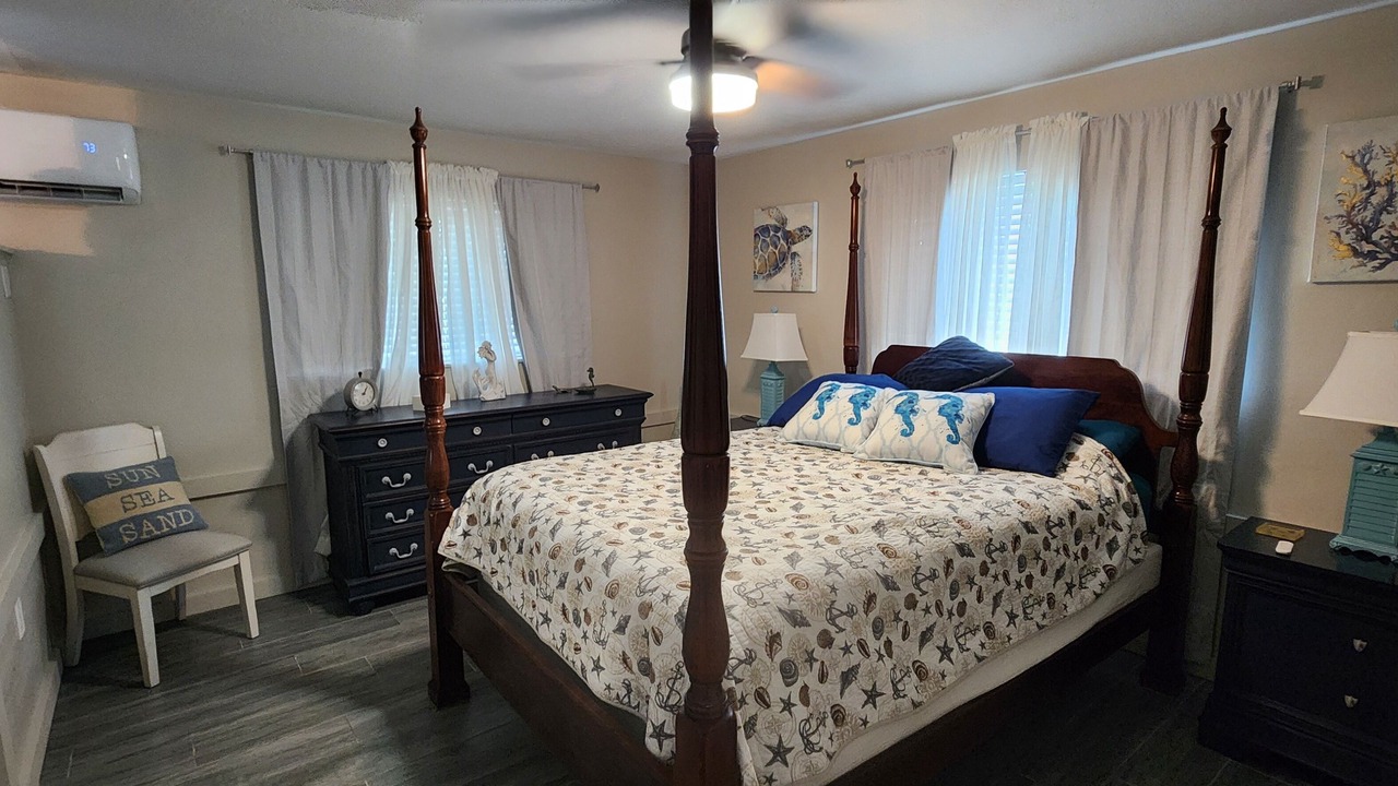 Photo of Bedroom in Springs at Kings Bay