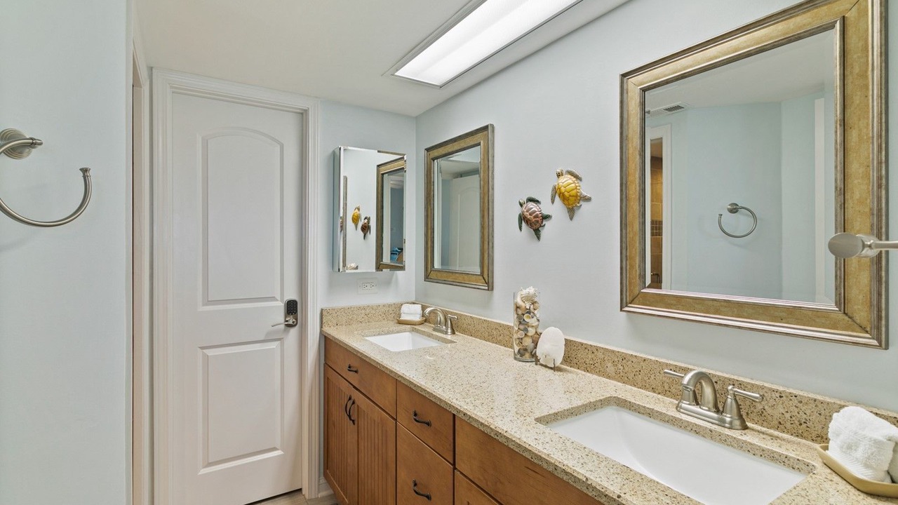 Photo of Bathroom in Crescent Beach