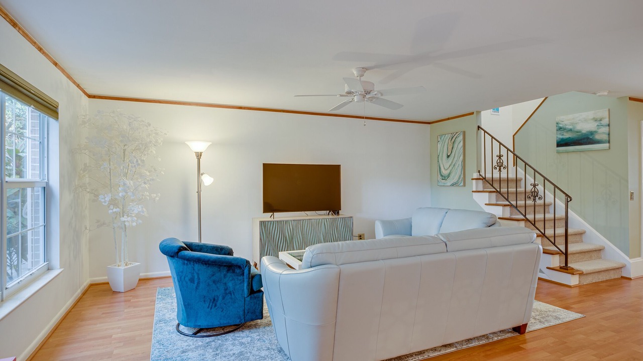 Photo of Livingroom in Central Beach