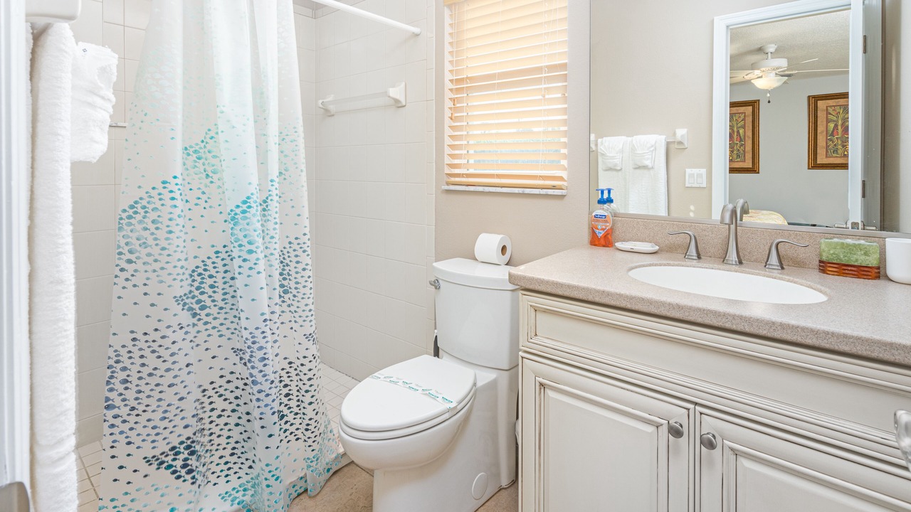 Photo of Bathroom in Wilbur-By-The-Sea