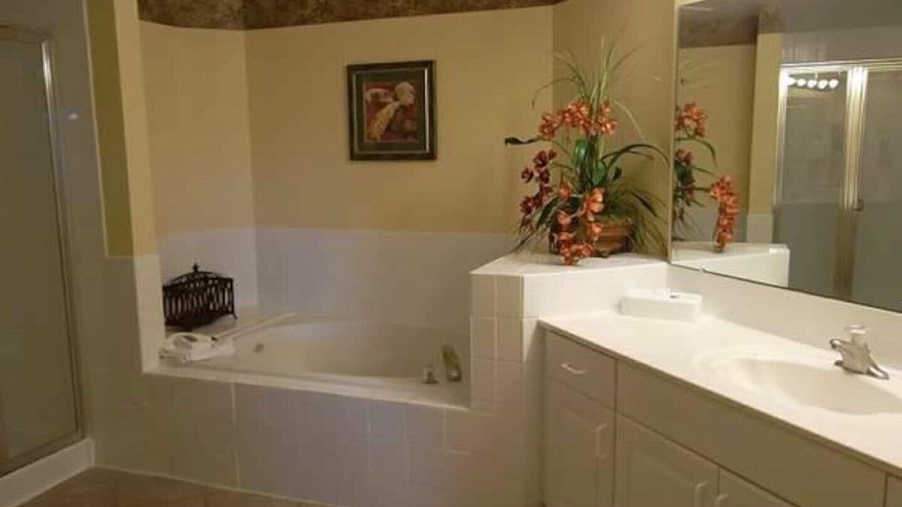 Photo of Bathroom in Orange Lake