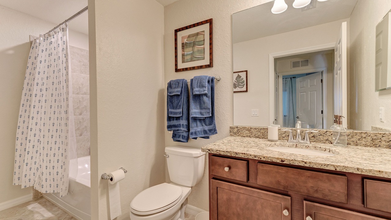 Photo of Bathroom in Lakewood Ranch