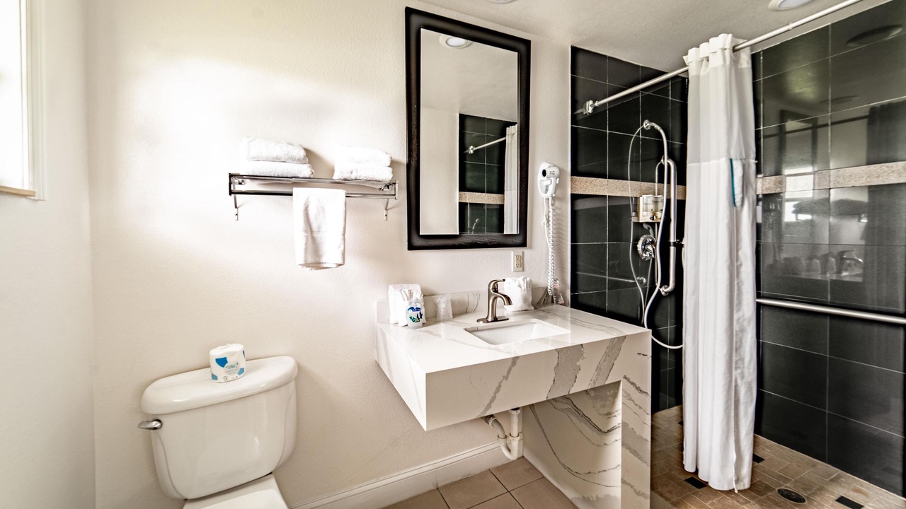 Photo of Bedroom in Everglades City