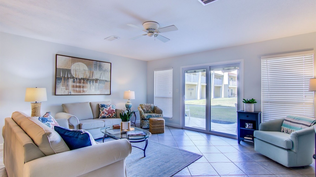 Photo of Livingroom in Miramar Beach