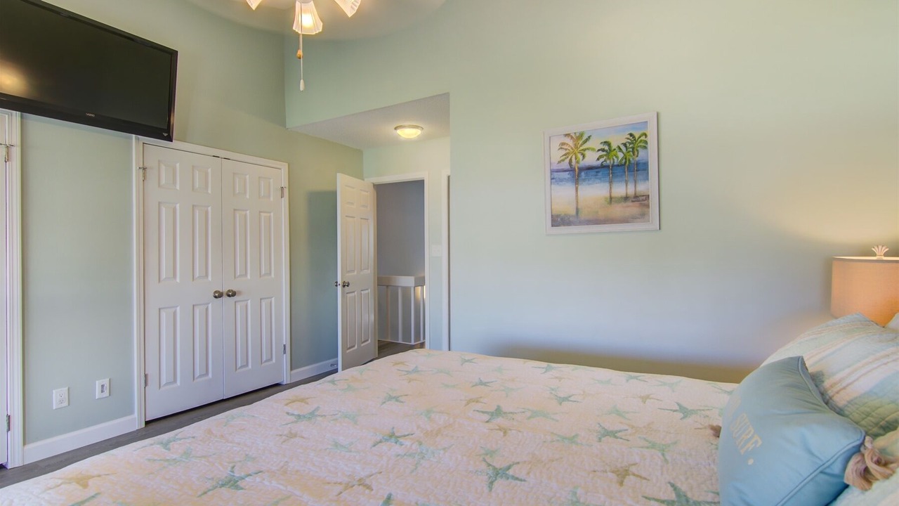 Photo of Bedroom in Miramar Beach