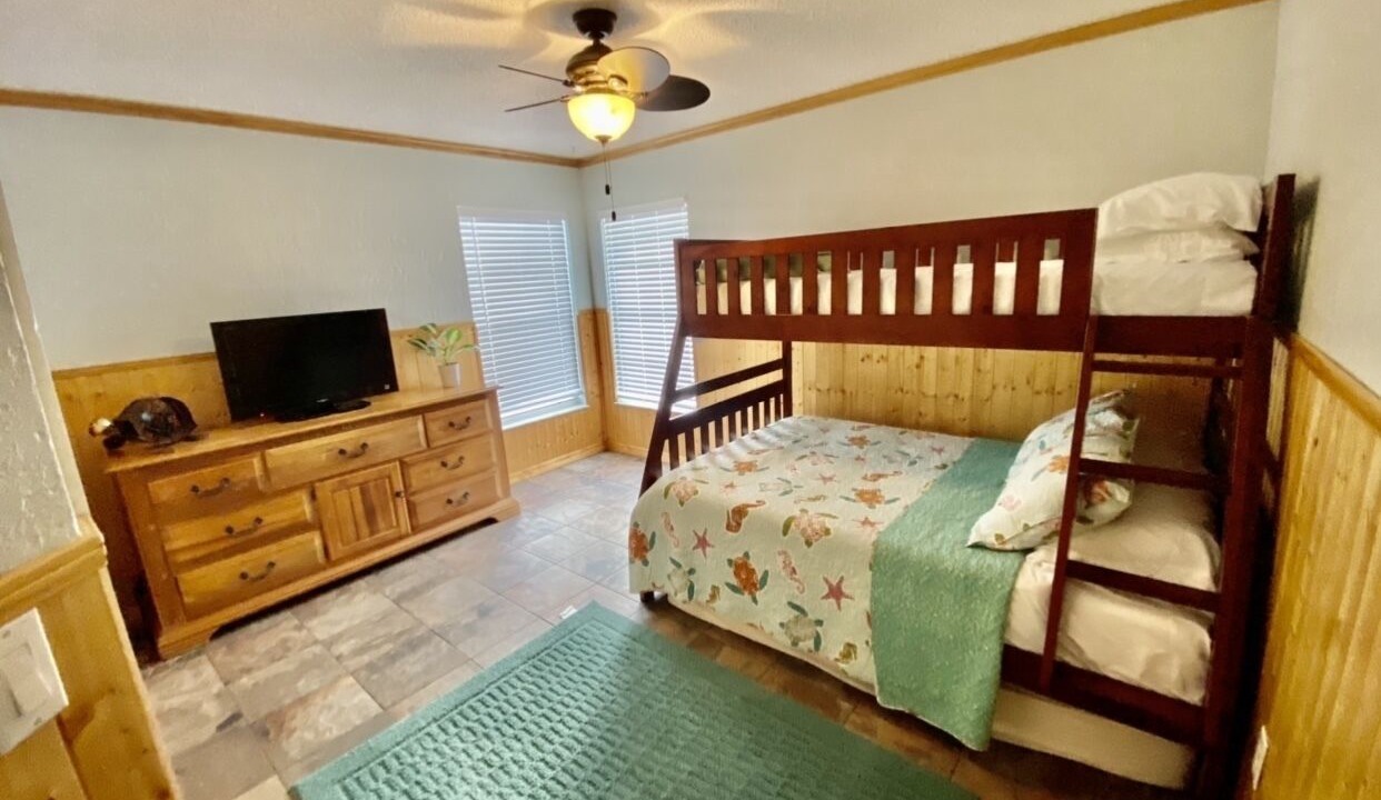 Photo of Bedroom in Crystal River