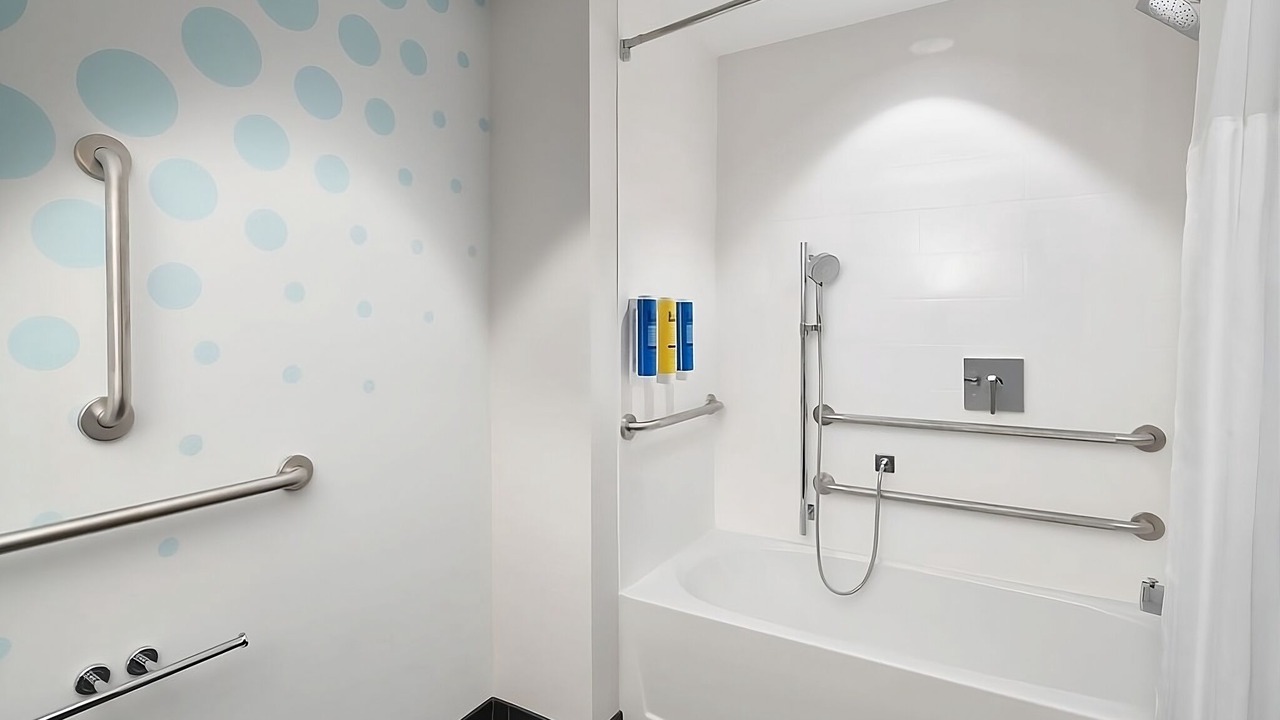 Photo of Bathroom in Dania Beach