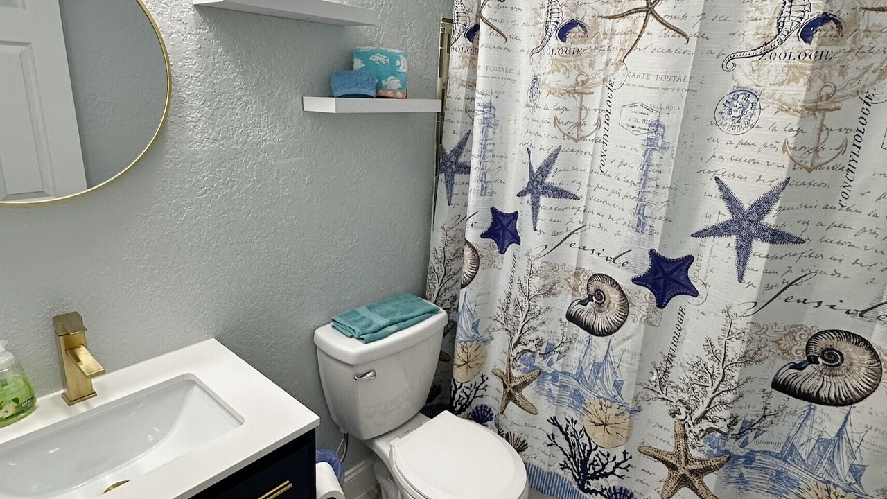 Photo of Bathroom in Sea Ranch On The Gulf