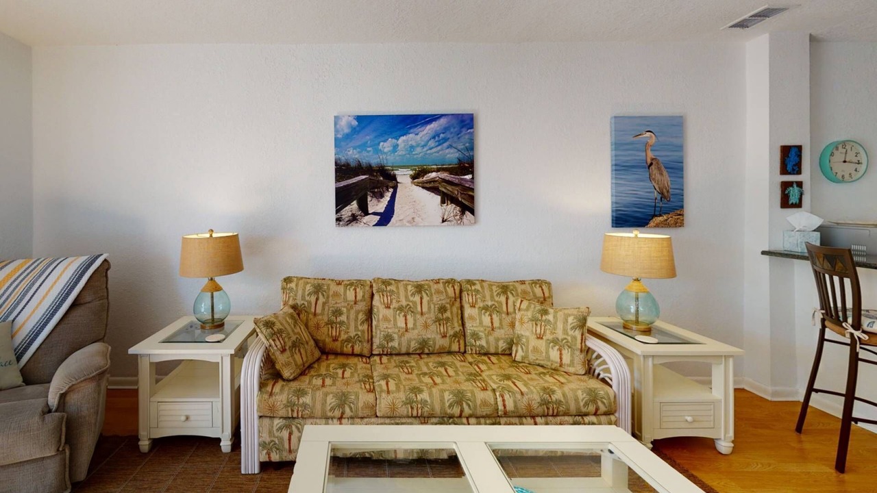 Photo of Livingroom in Pass-a-Grille Historic District