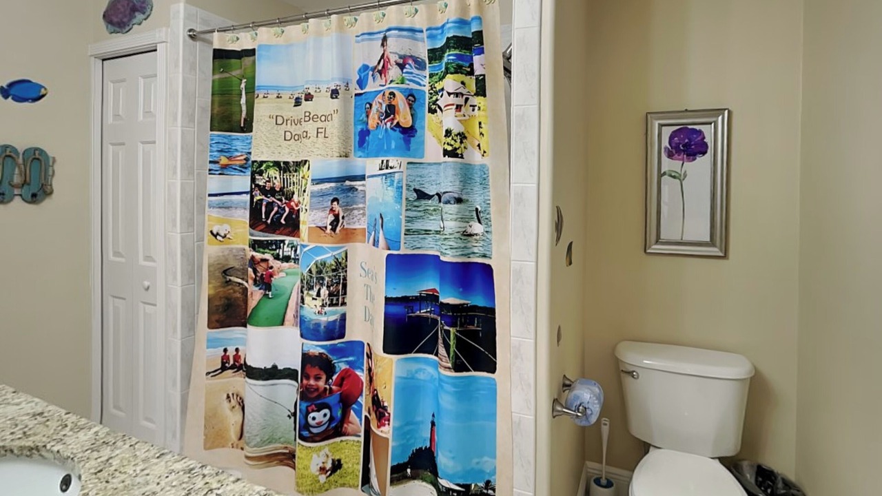 Photo of Bathroom in Painters Walk