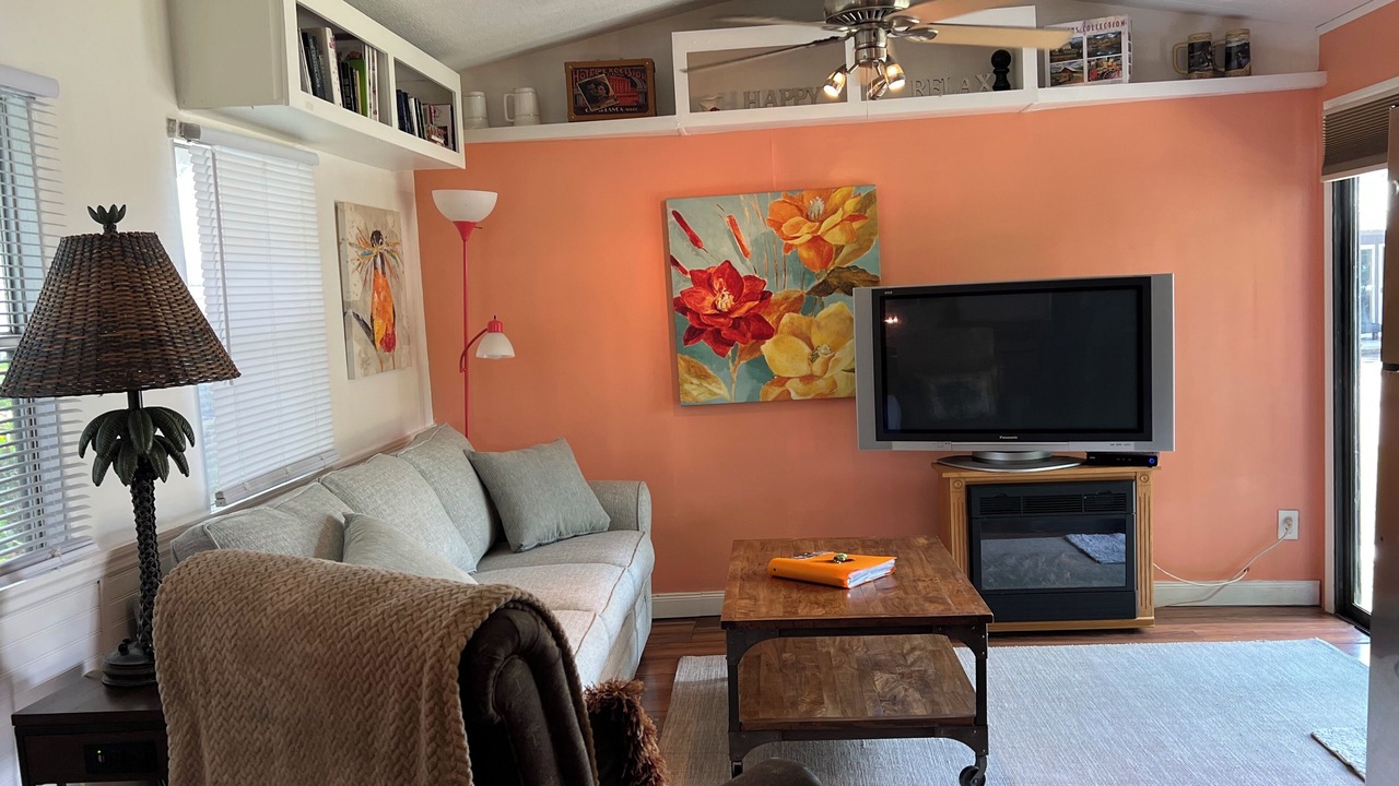 Photo of Livingroom in Leesburg