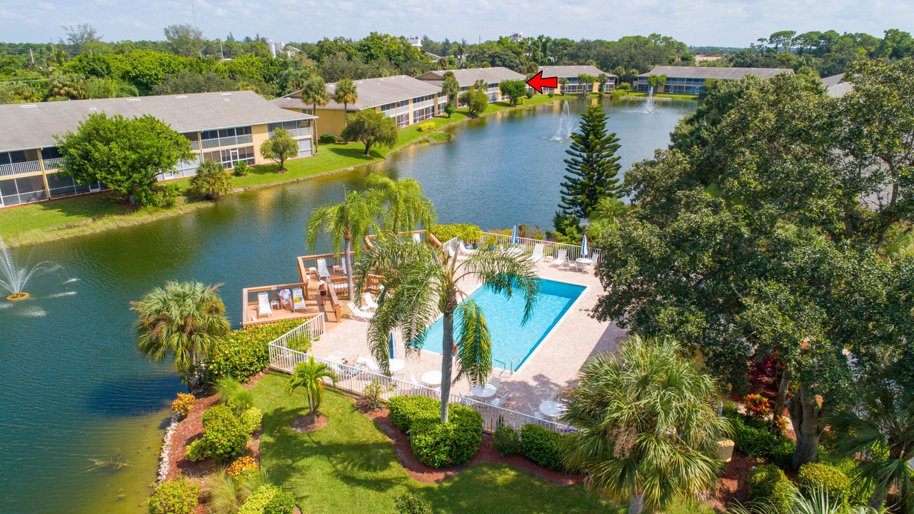 Photo of Outdoor in Imperial Golf Estates