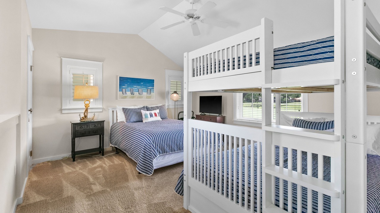 Photo of Bedroom in Laurel Grove