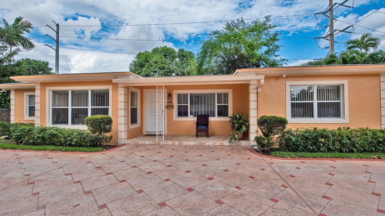 Photo of Outdoor in North Miami Beach