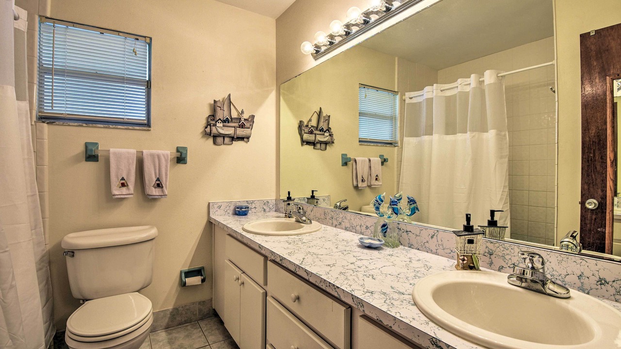 Photo of Bathroom in Port Orange
