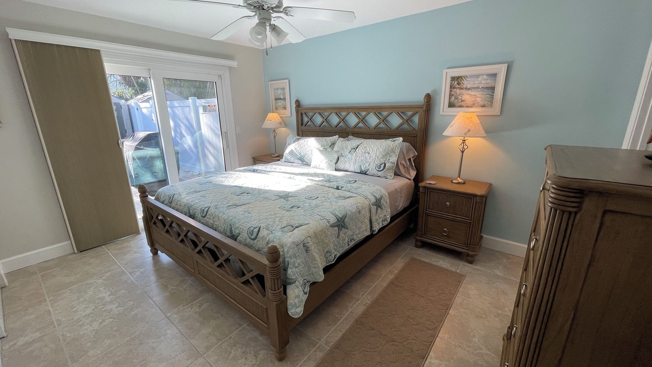 Photo of Bedroom in Holmes Beach