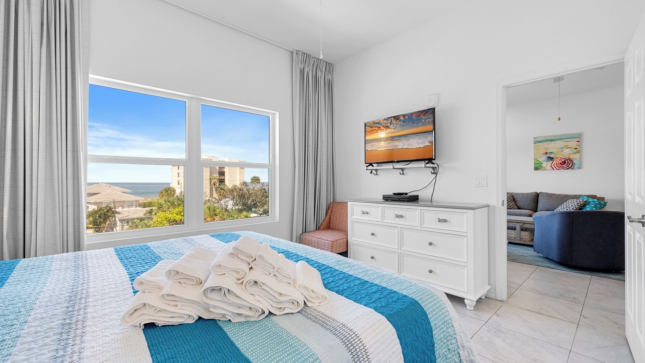 Photo of Bedroom in Madeira Beach