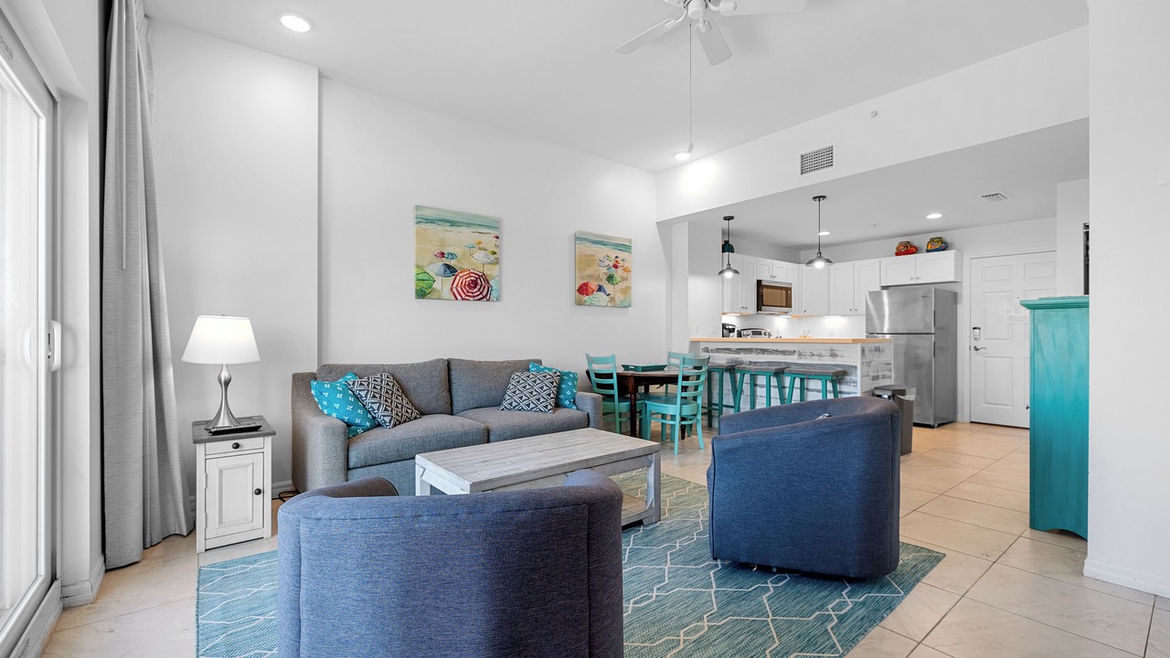 Photo of Livingroom in Madeira Beach