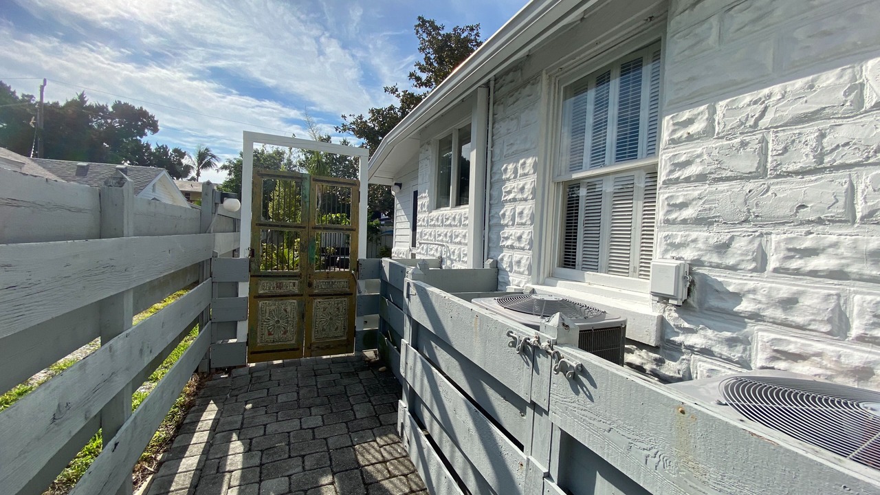 Photo of Patio Balcony in Longbeach Village