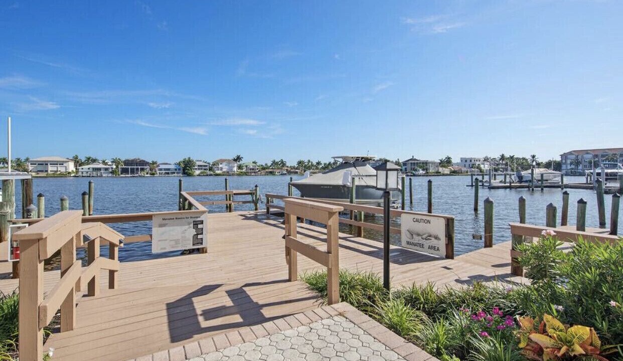 Photo of Outdoor in Vanderbilt Beach