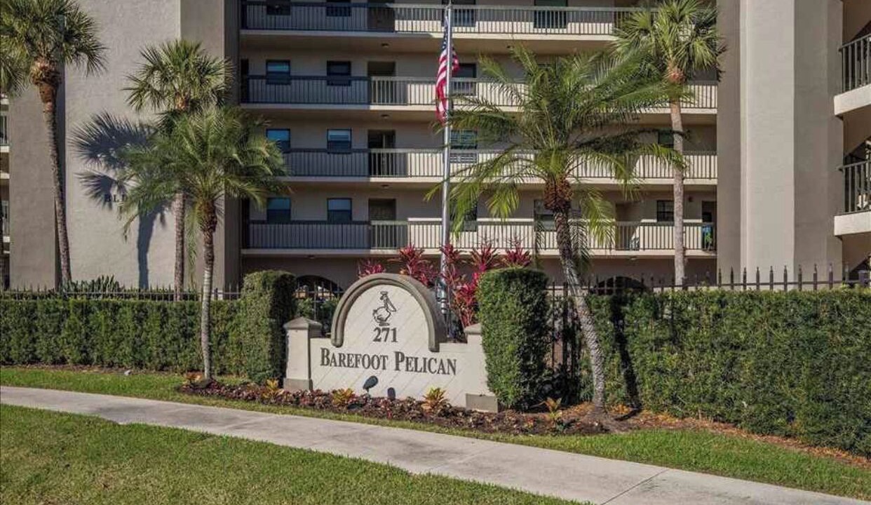 Photo of Outdoor in Vanderbilt Beach