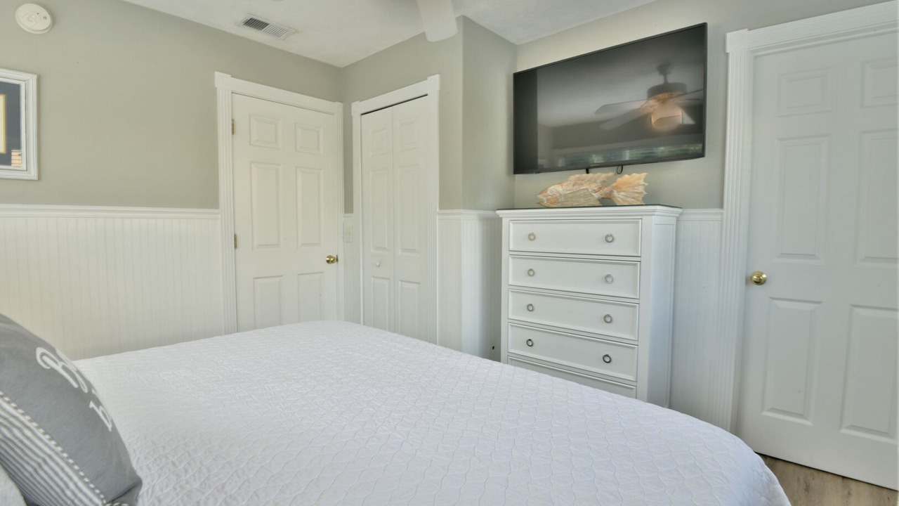 Photo of Bedroom in Bradenton Beach