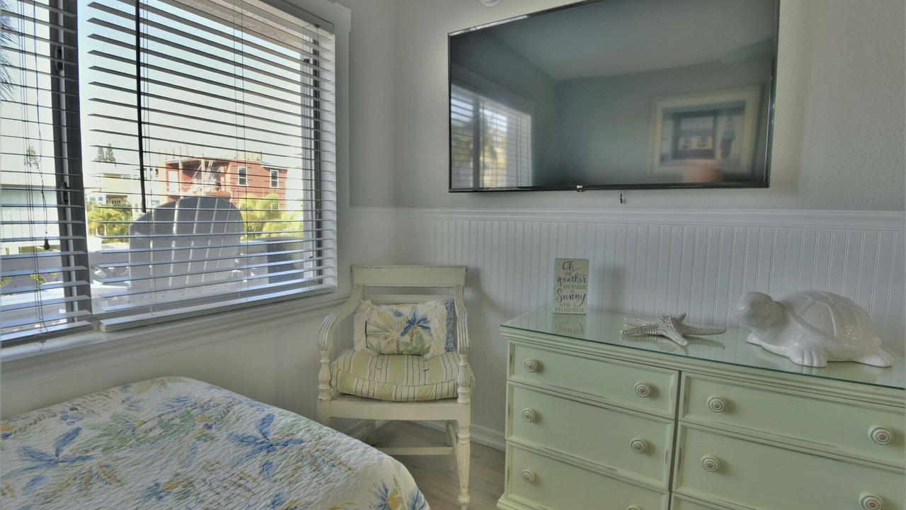 Photo of Bedroom in Bradenton Beach