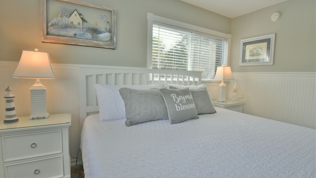 Photo of Bedroom in Bradenton Beach