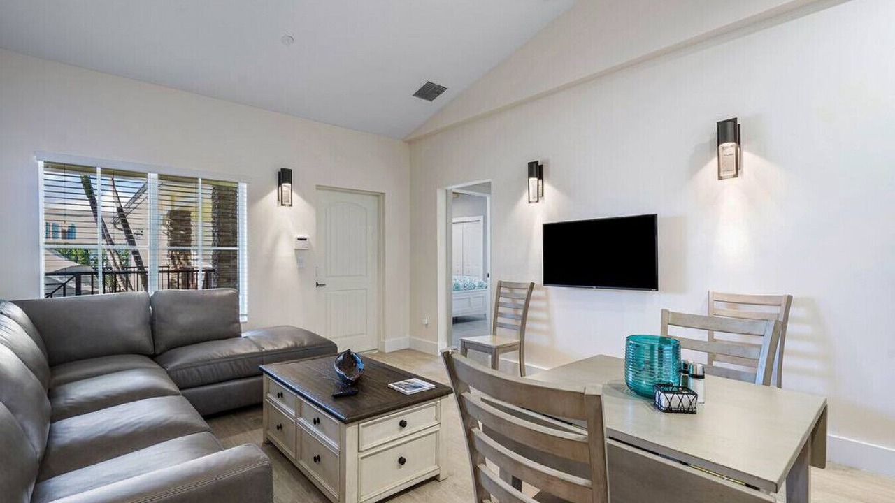 Photo of Livingroom in Singer Island