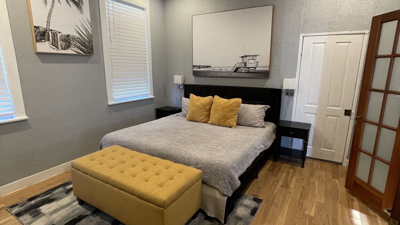 Photo of Bedroom in Old East Hill