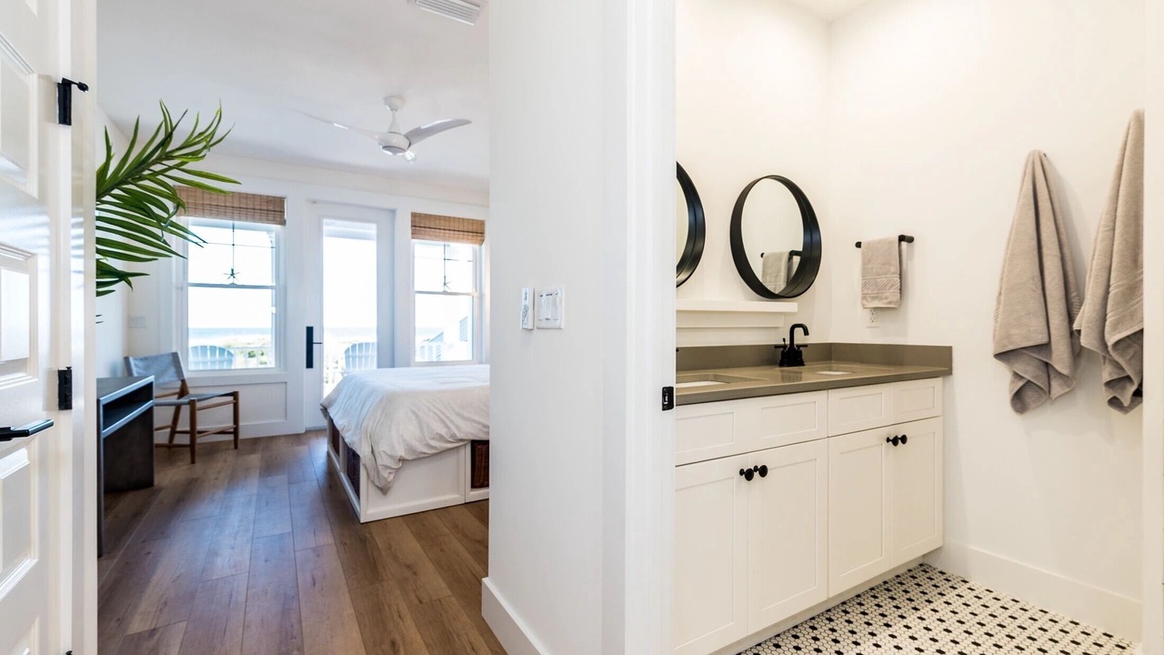 Photo of Bedroom in Butler Beach