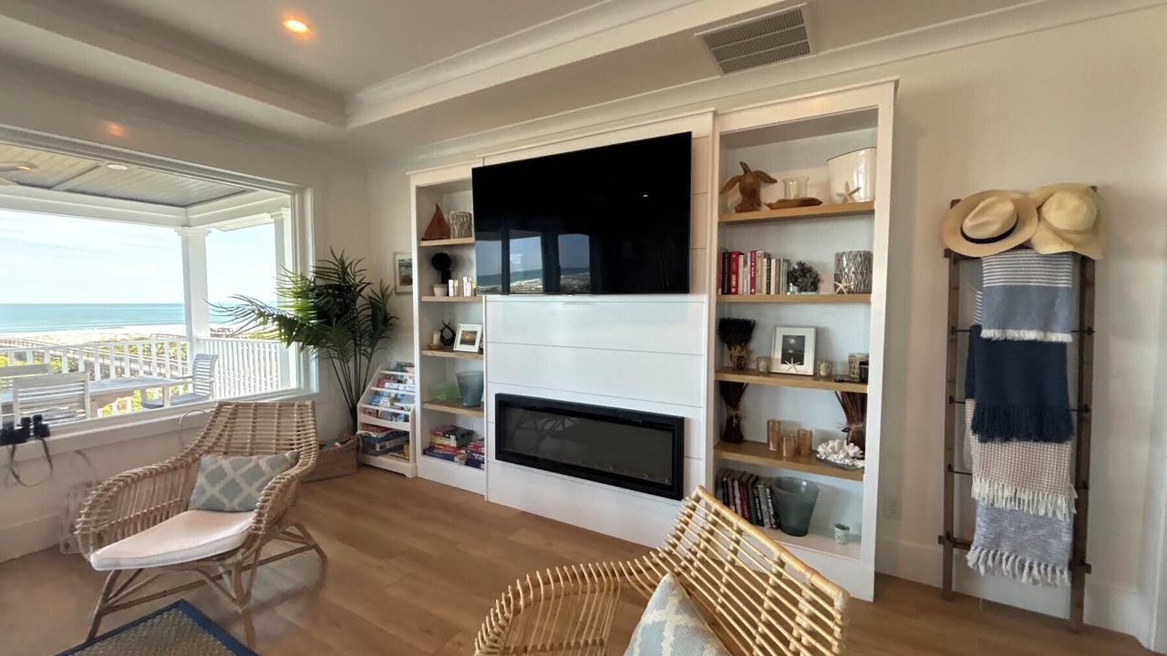 Photo of Livingroom in Butler Beach