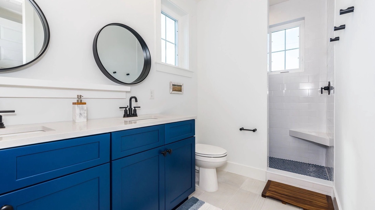 Photo of Bathroom in Butler Beach