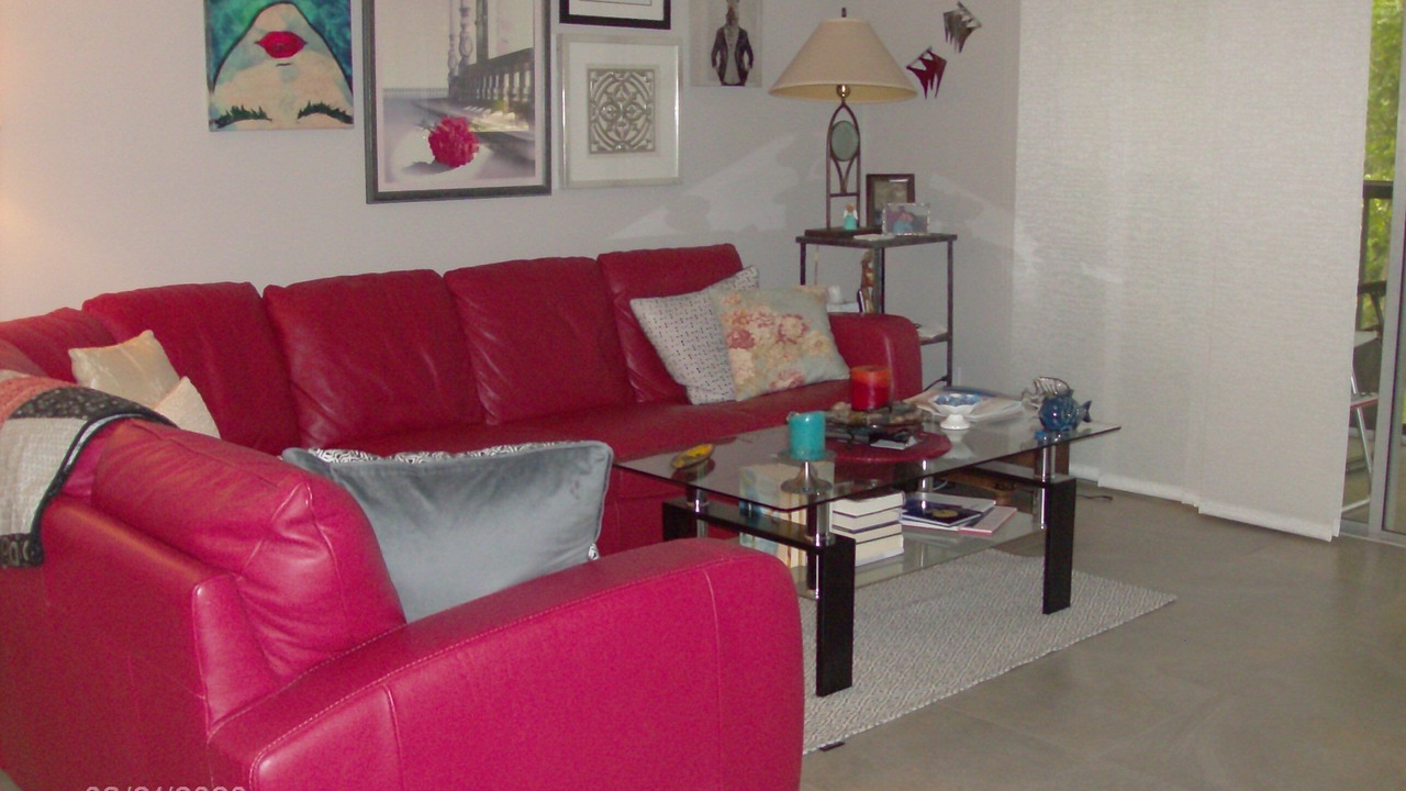 Photo of Livingroom in Villages of Oriole