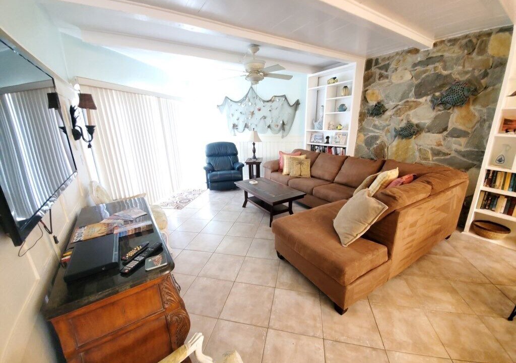 Photo of Livingroom in Butler Beach
