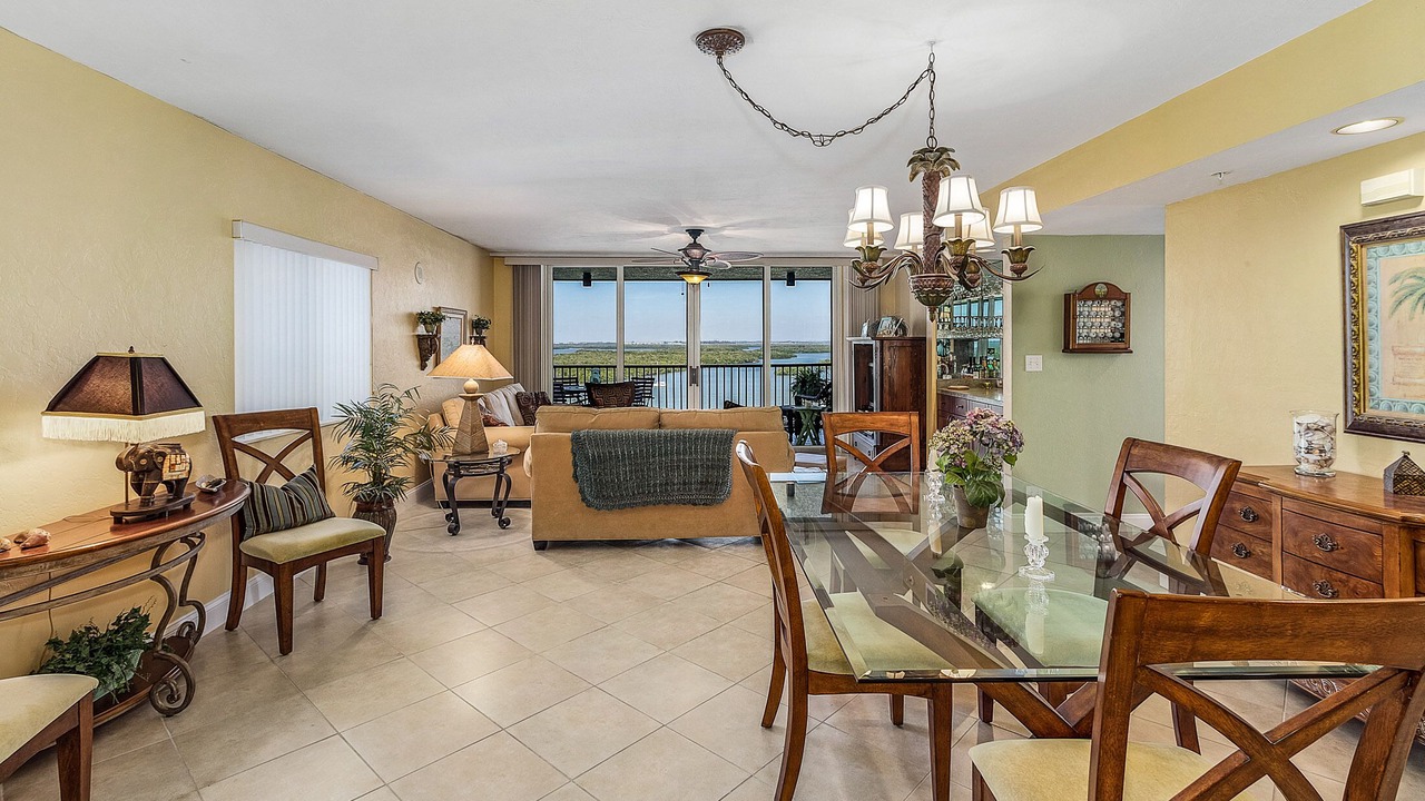 Photo of Livingroom in Mid Island