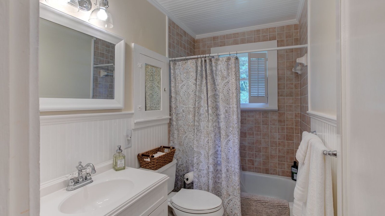 Photo of Bathroom in Mount Dora