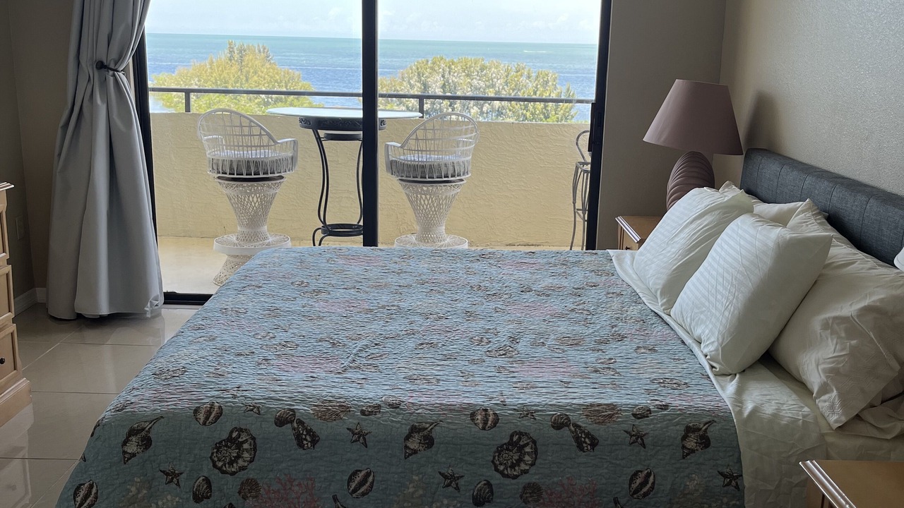 Photo of Bedroom in Hudson