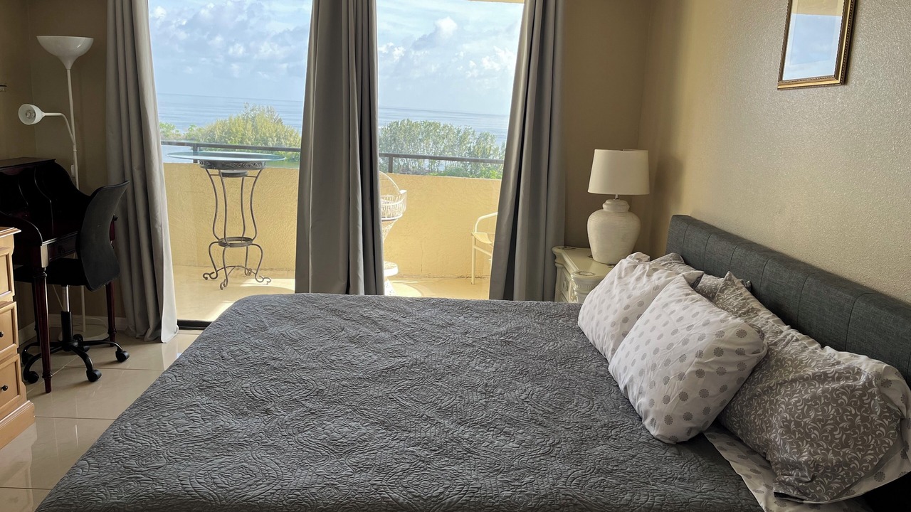Photo of Bedroom in Hudson