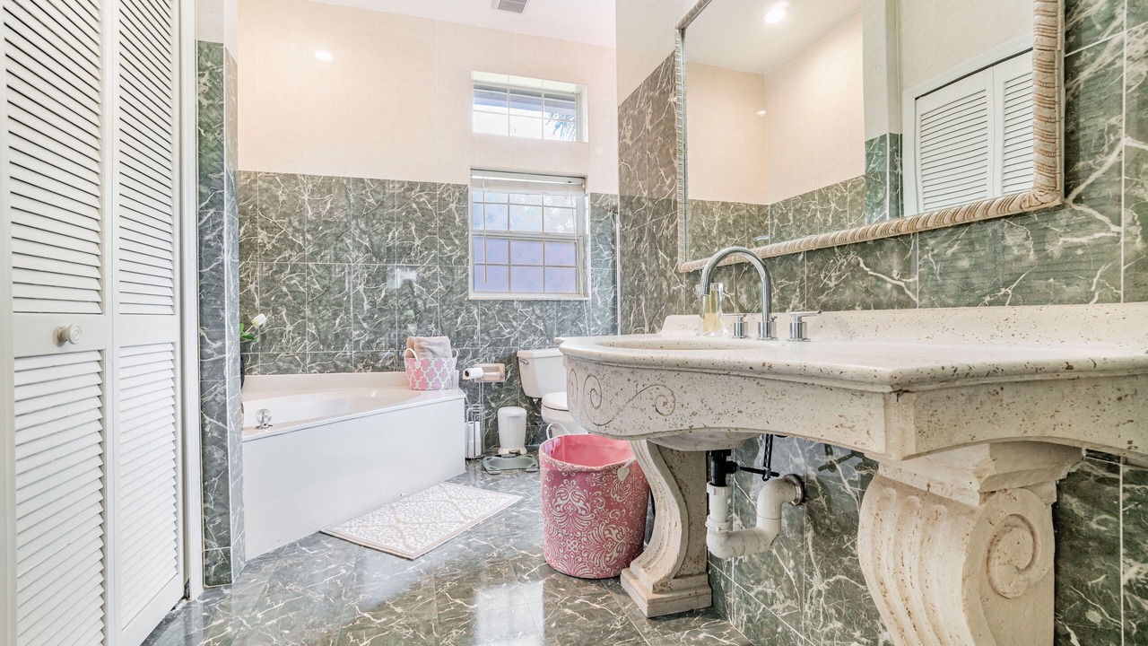 Photo of Bathroom in Wellington