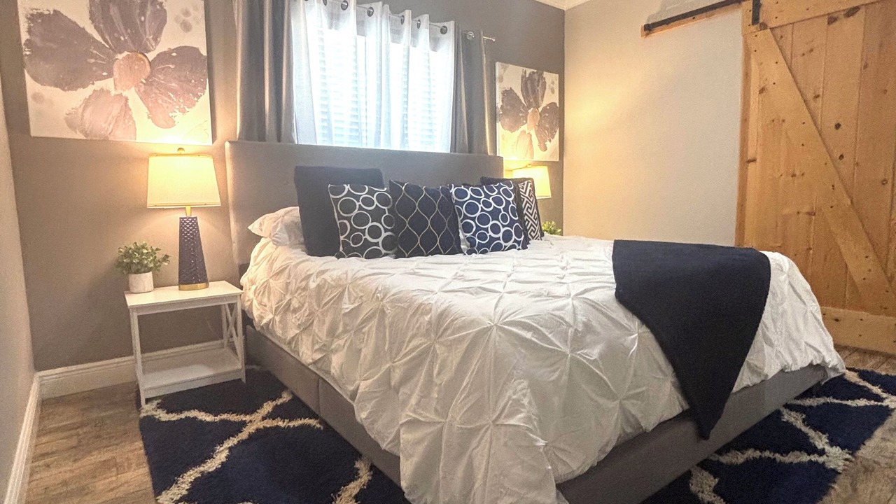 Photo of Bedroom in Seminole