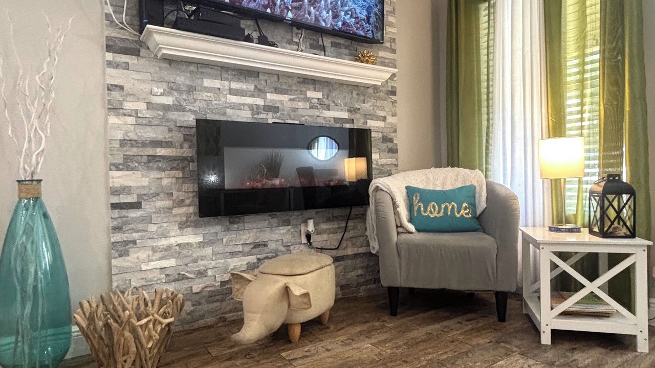 Photo of Livingroom in Seminole