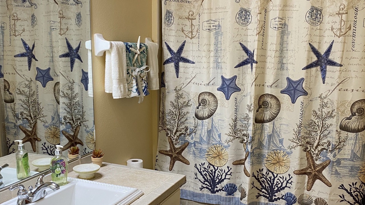 Photo of Bathroom in Apollo Beach