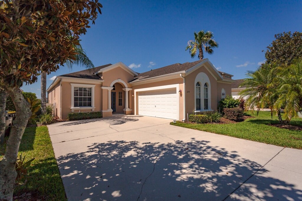 Photo of Buildings in Florida Pines